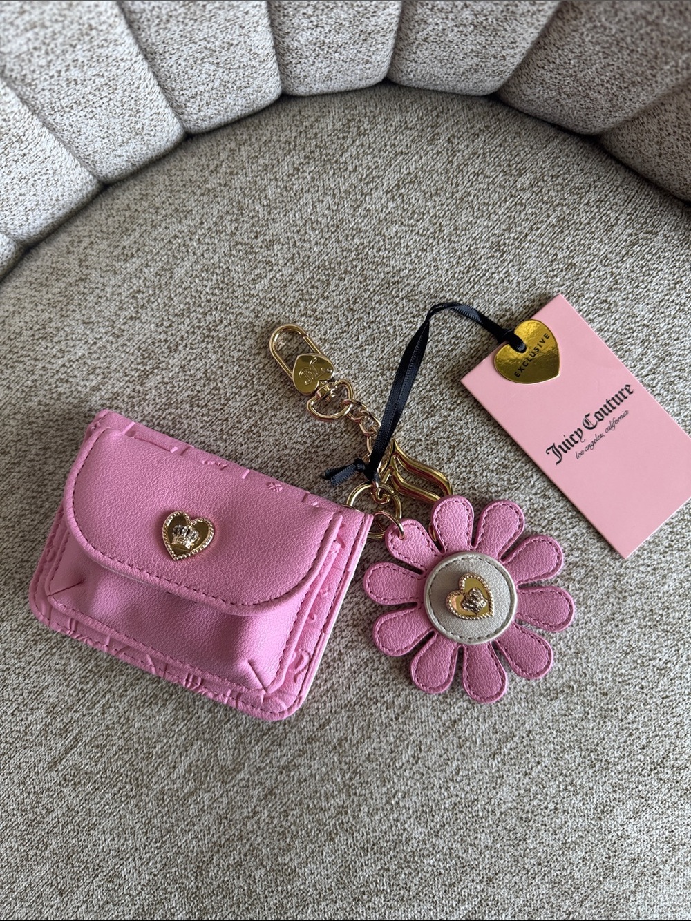 Juicy Couture Pink Floral Heart Cardholder Keychain